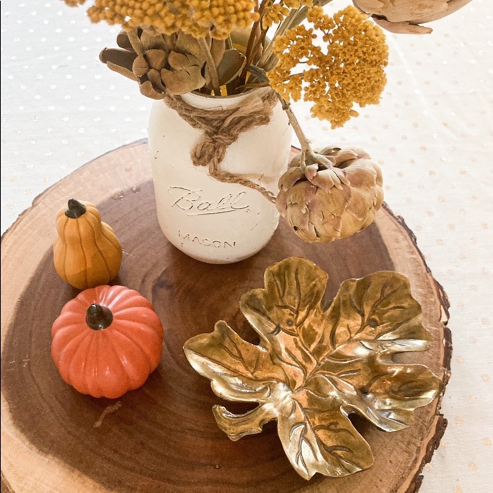 Vintage leaf decor fall autumn thanksgiving